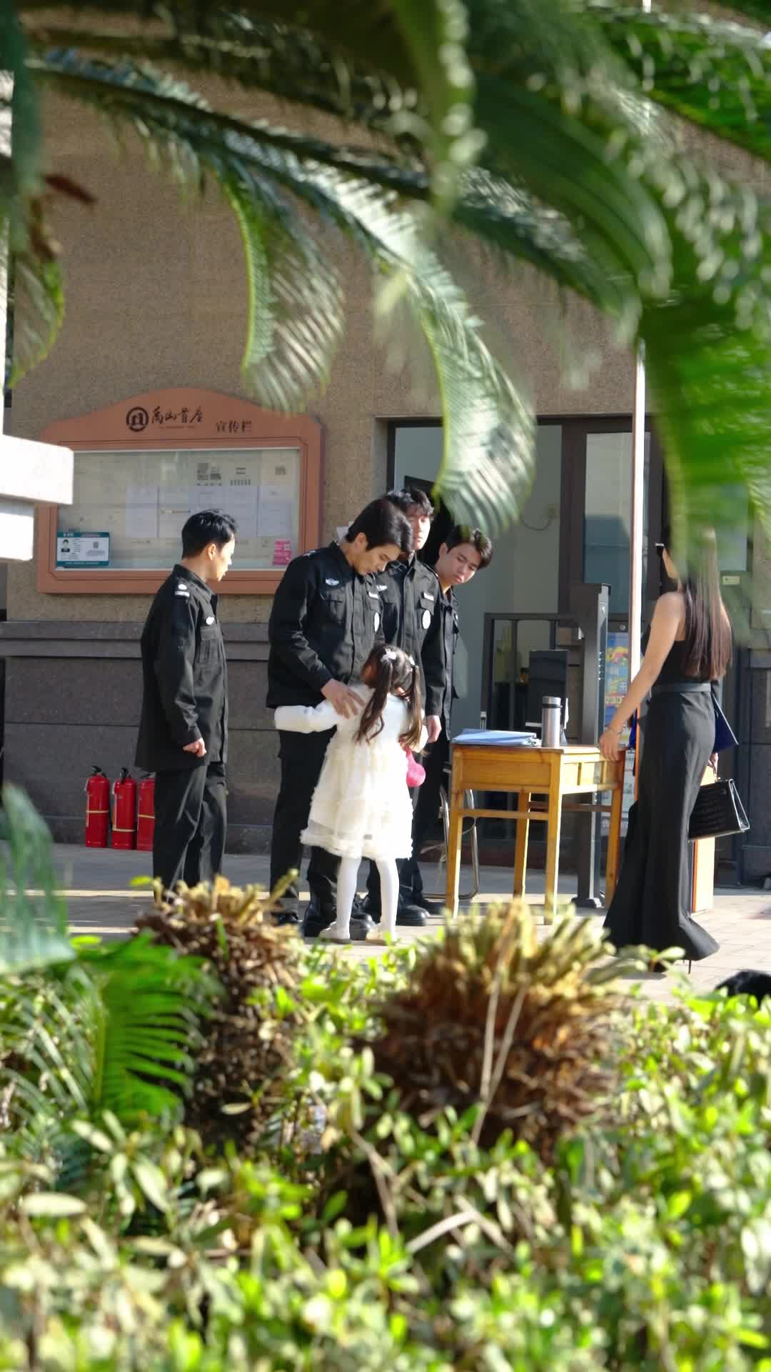 Episodio 2 - Mi Madre CEO y su Guardián